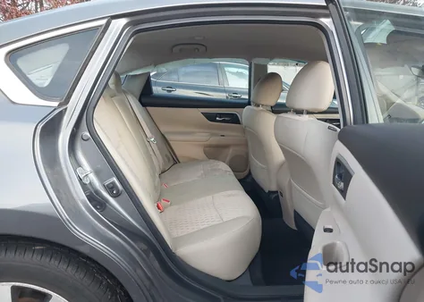 2017 Nissan Altima 2.5 Sv z USA, uszkodzony, nr VIN 1N4AL3AP9HC137060